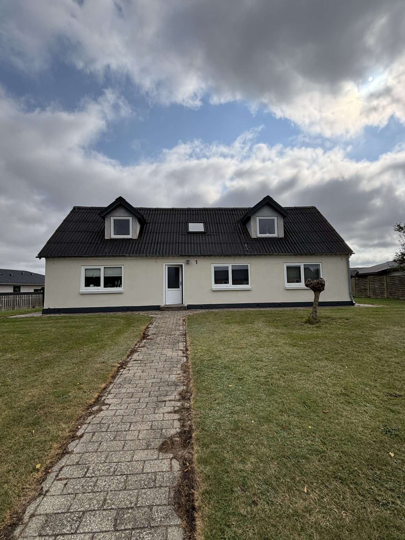 Elmevej 1, 1 sal. - 2-værelses • 64 m²
